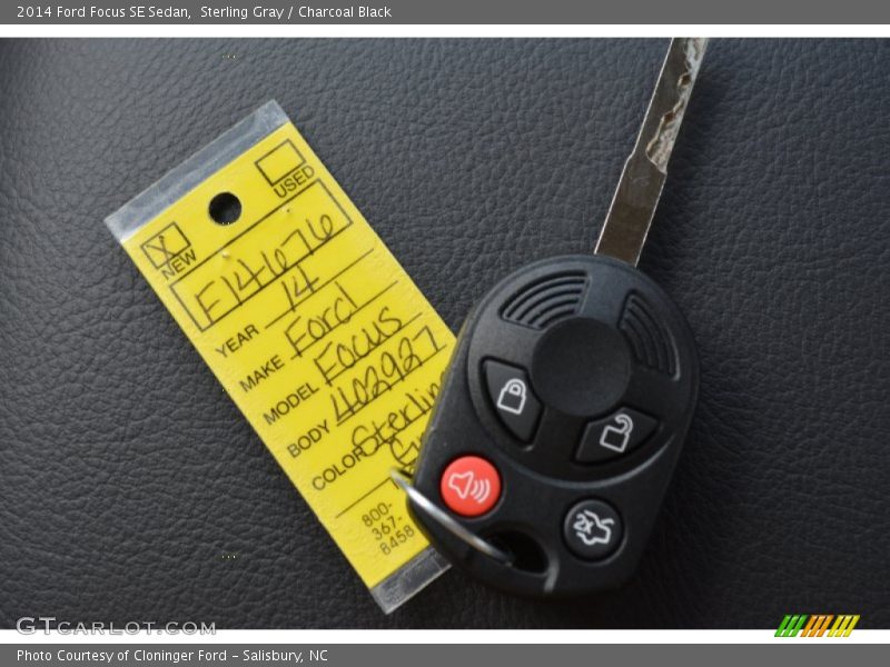 Sterling Gray / Charcoal Black 2014 Ford Focus SE Sedan