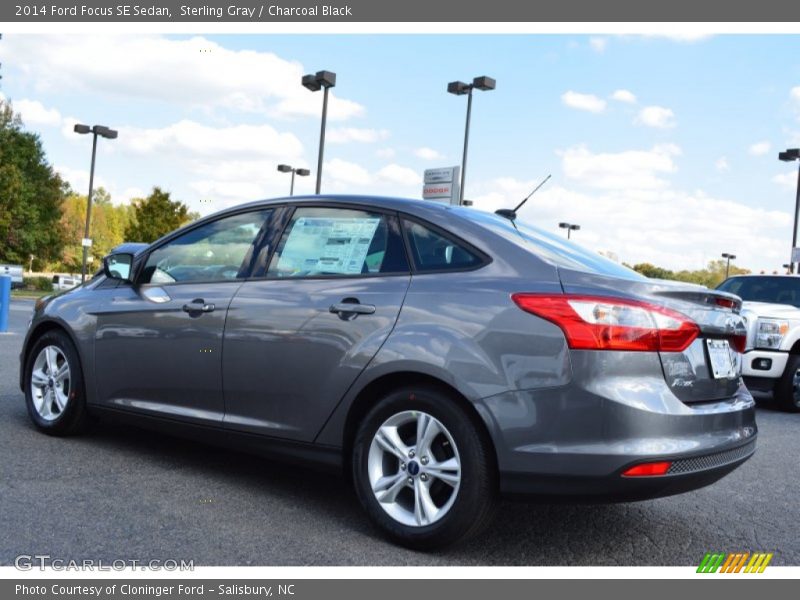 Sterling Gray / Charcoal Black 2014 Ford Focus SE Sedan