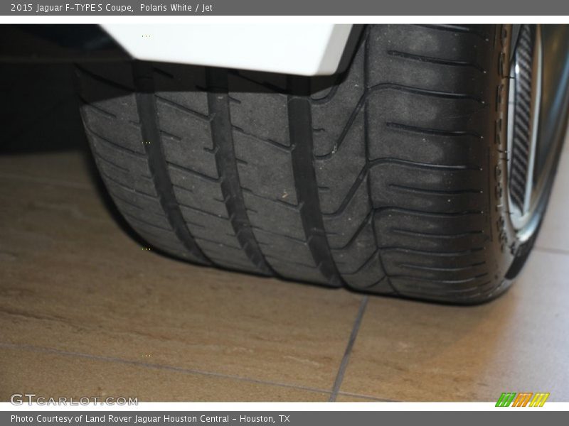 Polaris White / Jet 2015 Jaguar F-TYPE S Coupe