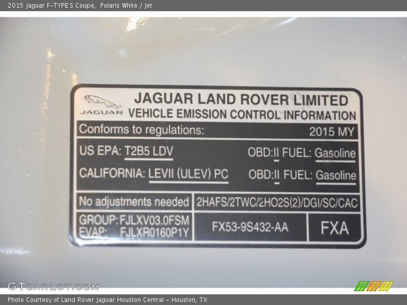 Polaris White / Jet 2015 Jaguar F-TYPE S Coupe