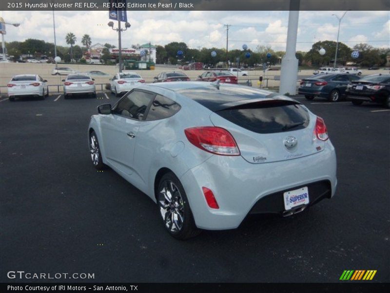 RE FLEX Edition Ice Pearl / Black 2015 Hyundai Veloster RE FLEX
