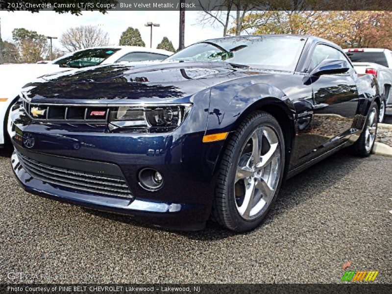 Front 3/4 View of 2015 Camaro LT/RS Coupe