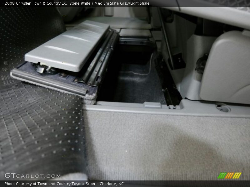 Stone White / Medium Slate Gray/Light Shale 2008 Chrysler Town & Country LX