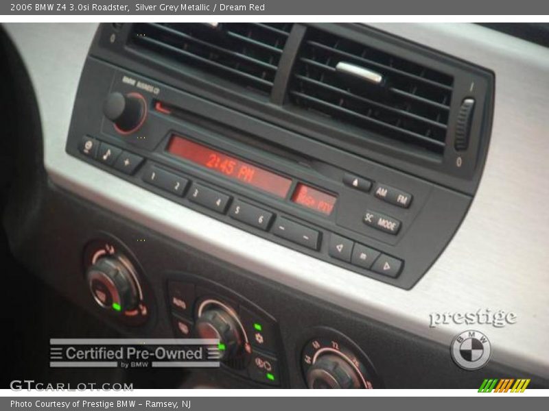 Silver Grey Metallic / Dream Red 2006 BMW Z4 3.0si Roadster