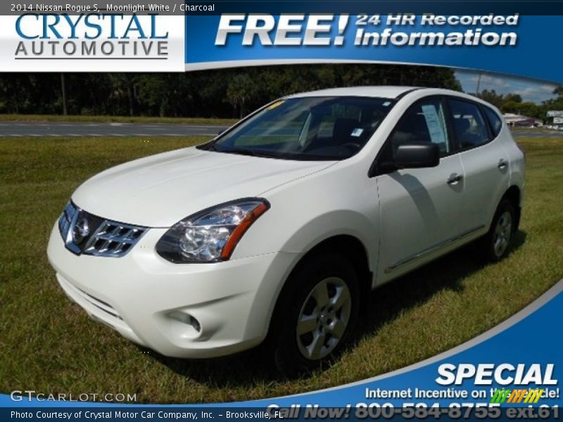 Moonlight White / Charcoal 2014 Nissan Rogue S