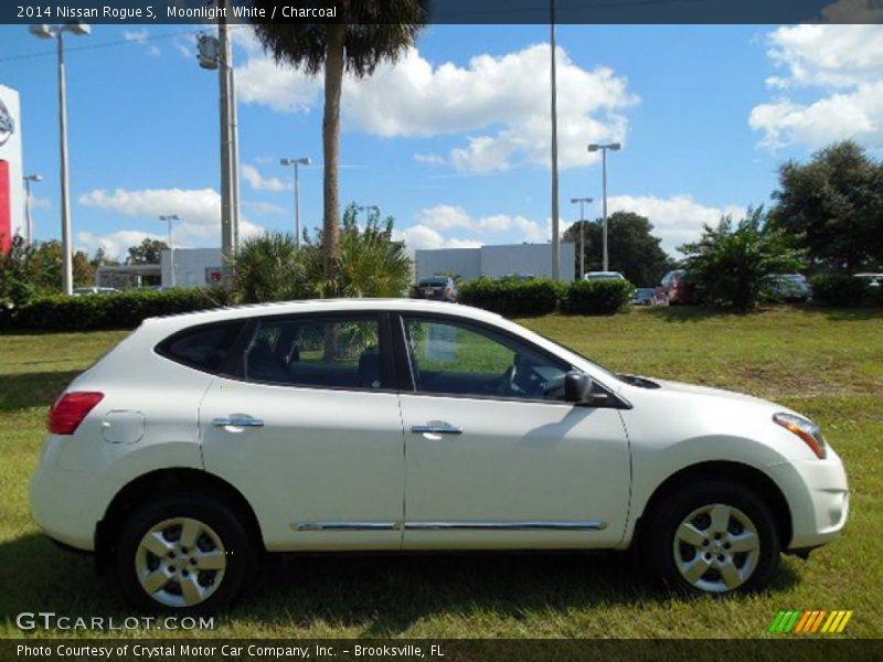 Moonlight White / Charcoal 2014 Nissan Rogue S