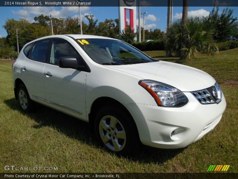 Moonlight White / Charcoal 2014 Nissan Rogue S