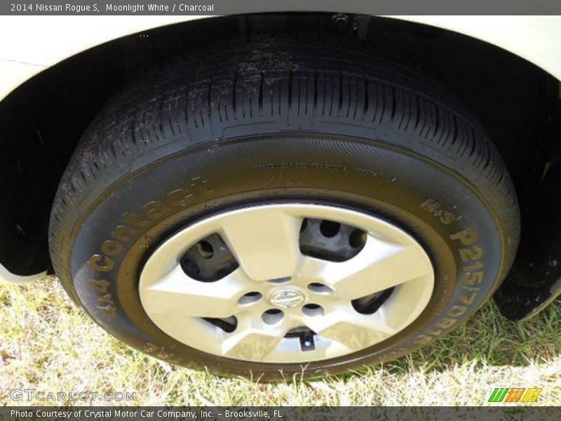 Moonlight White / Charcoal 2014 Nissan Rogue S