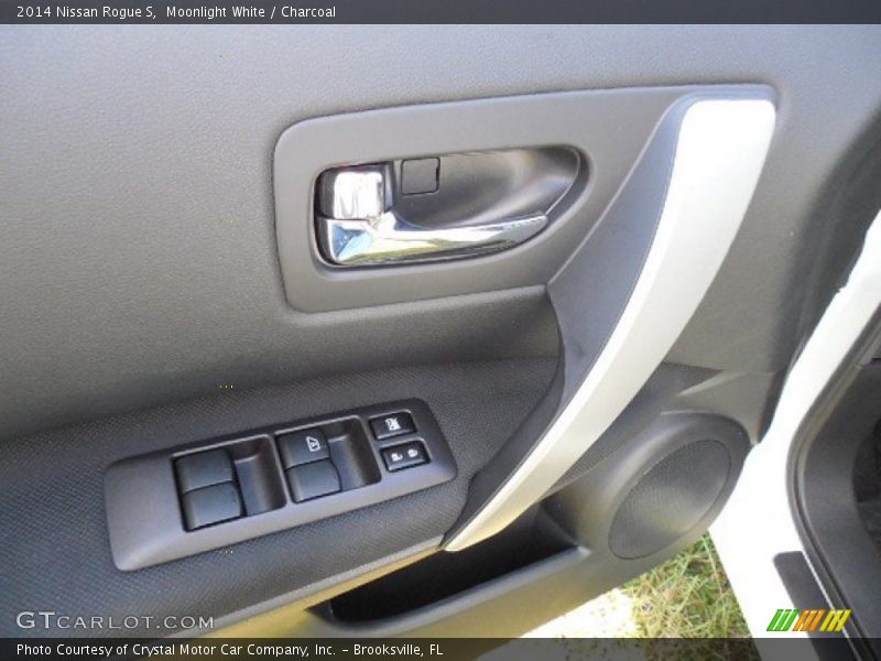 Moonlight White / Charcoal 2014 Nissan Rogue S