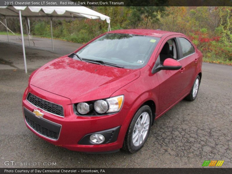 Front 3/4 View of 2015 Sonic LT Sedan