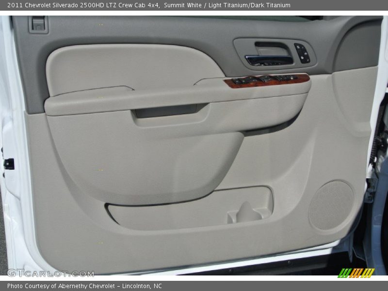 Summit White / Light Titanium/Dark Titanium 2011 Chevrolet Silverado 2500HD LTZ Crew Cab 4x4