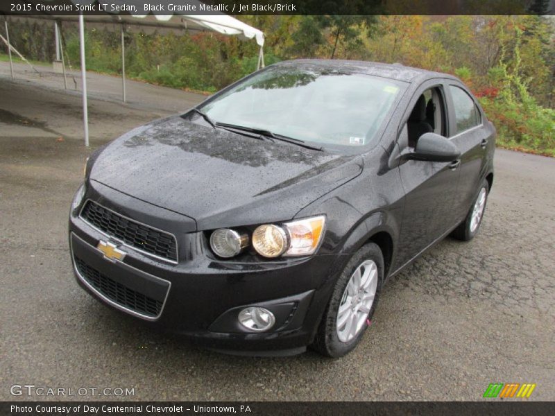 Front 3/4 View of 2015 Sonic LT Sedan