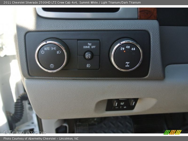 Summit White / Light Titanium/Dark Titanium 2011 Chevrolet Silverado 2500HD LTZ Crew Cab 4x4