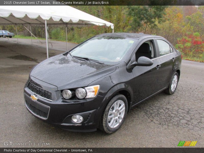 Front 3/4 View of 2015 Sonic LT Sedan