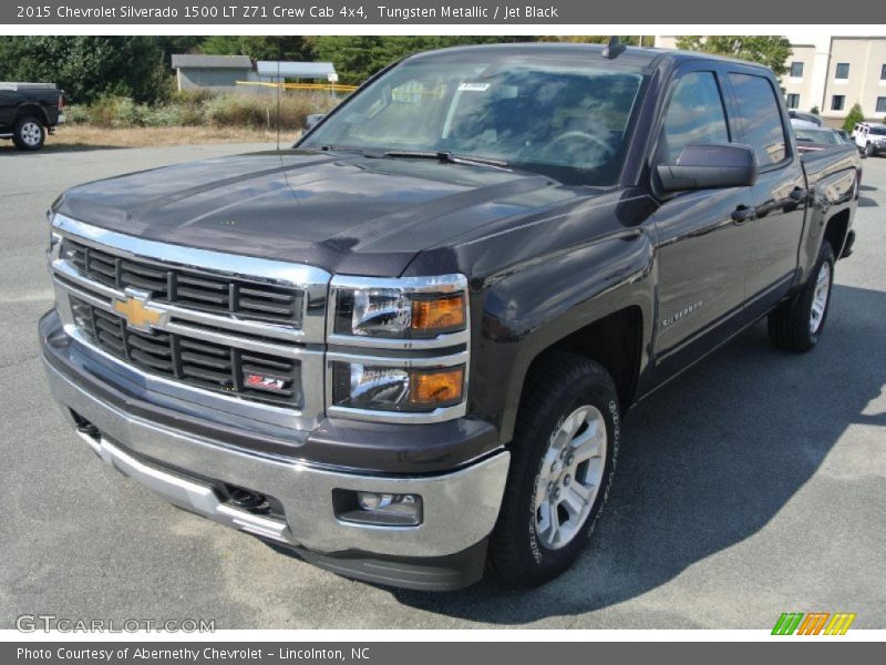 Front 3/4 View of 2015 Silverado 1500 LT Z71 Crew Cab 4x4