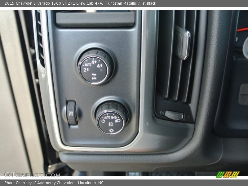 Controls of 2015 Silverado 1500 LT Z71 Crew Cab 4x4
