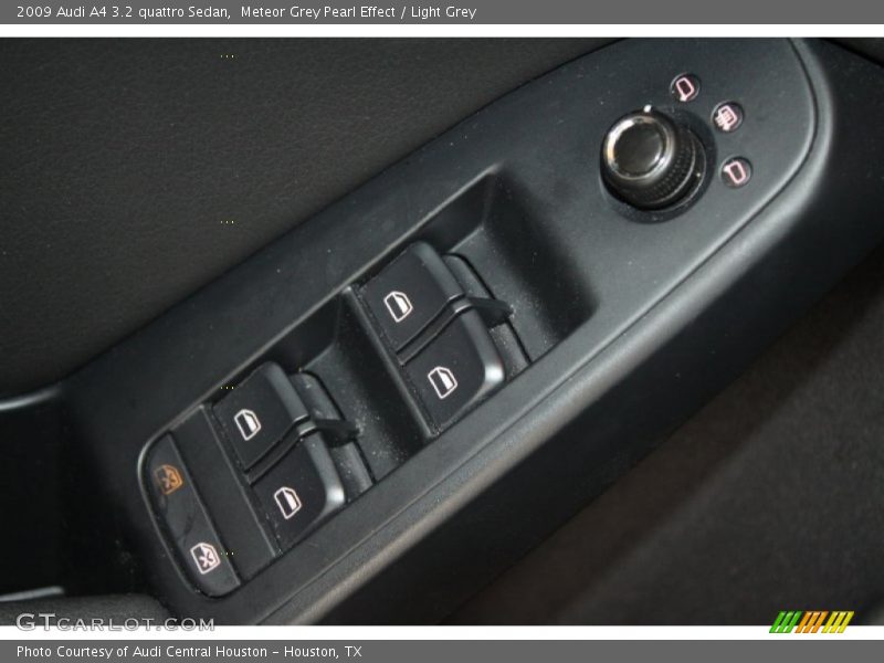 Meteor Grey Pearl Effect / Light Grey 2009 Audi A4 3.2 quattro Sedan