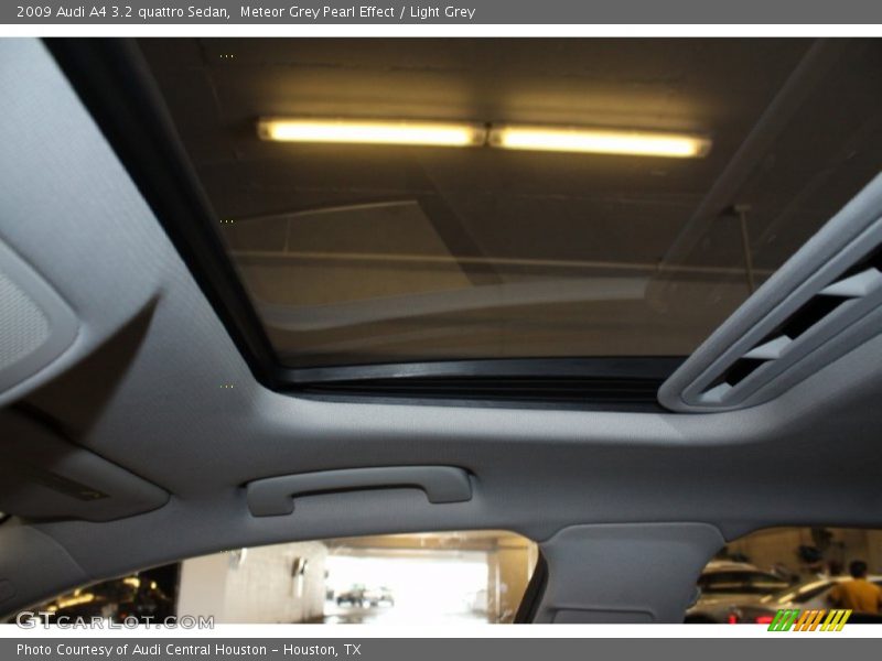 Meteor Grey Pearl Effect / Light Grey 2009 Audi A4 3.2 quattro Sedan