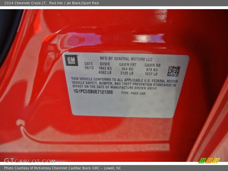 Red Hot / Jet Black/Sport Red 2014 Chevrolet Cruze LT