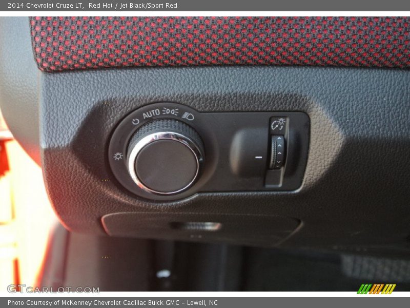 Red Hot / Jet Black/Sport Red 2014 Chevrolet Cruze LT