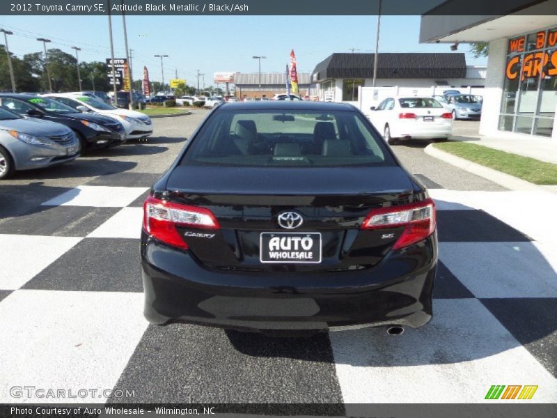Attitude Black Metallic / Black/Ash 2012 Toyota Camry SE