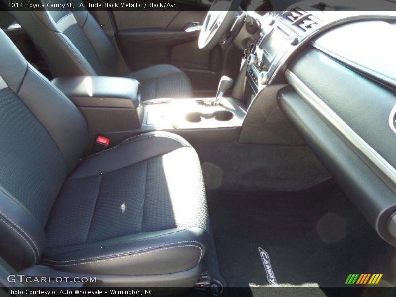 Attitude Black Metallic / Black/Ash 2012 Toyota Camry SE