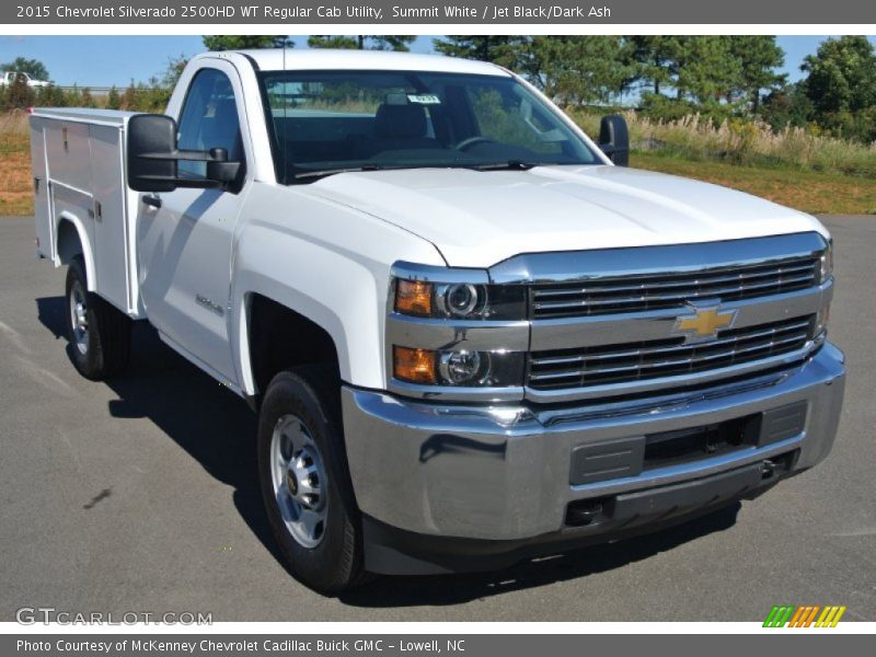 Front 3/4 View of 2015 Silverado 2500HD WT Regular Cab Utility