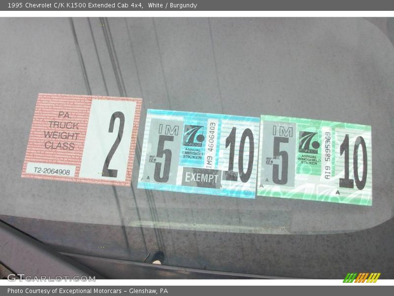 White / Burgundy 1995 Chevrolet C/K K1500 Extended Cab 4x4