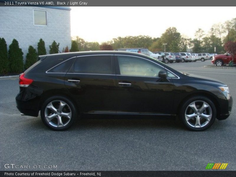 Black / Light Gray 2011 Toyota Venza V6 AWD