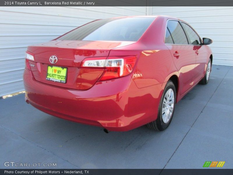 Barcelona Red Metallic / Ivory 2014 Toyota Camry L