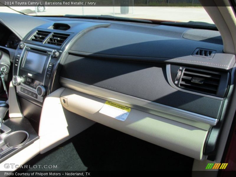 Barcelona Red Metallic / Ivory 2014 Toyota Camry L