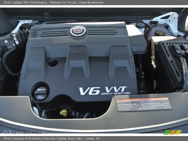 Platinum Ice Tricoat / Shale/Brownstone 2015 Cadillac SRX Performance