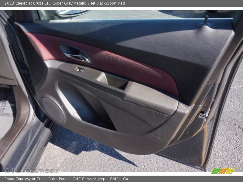 Cyber Gray Metallic / Jet Black/Sport Red 2013 Chevrolet Cruze LT