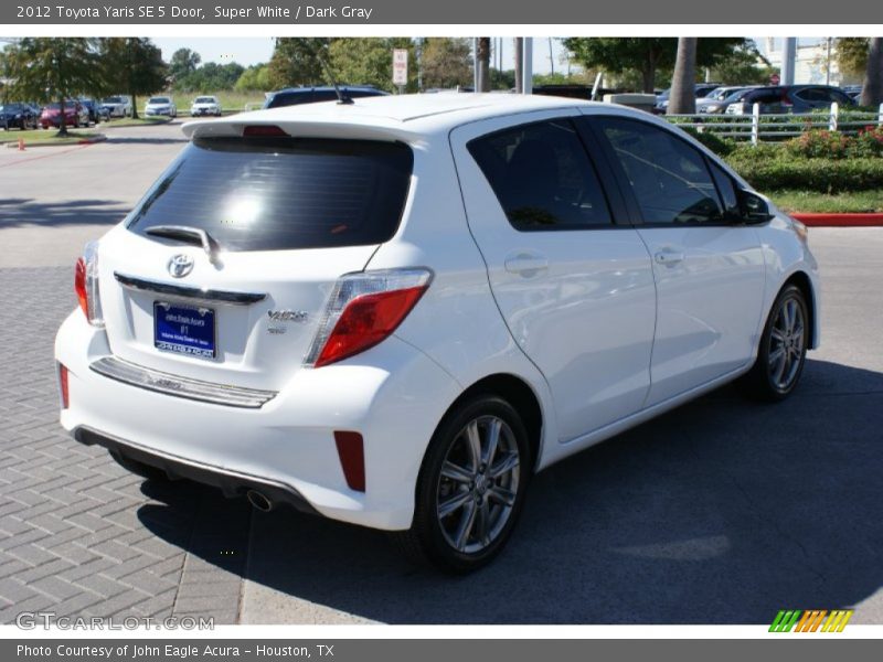 Super White / Dark Gray 2012 Toyota Yaris SE 5 Door