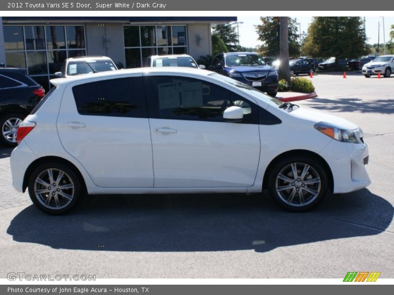 Super White / Dark Gray 2012 Toyota Yaris SE 5 Door