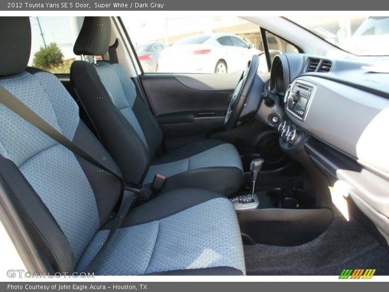 Super White / Dark Gray 2012 Toyota Yaris SE 5 Door