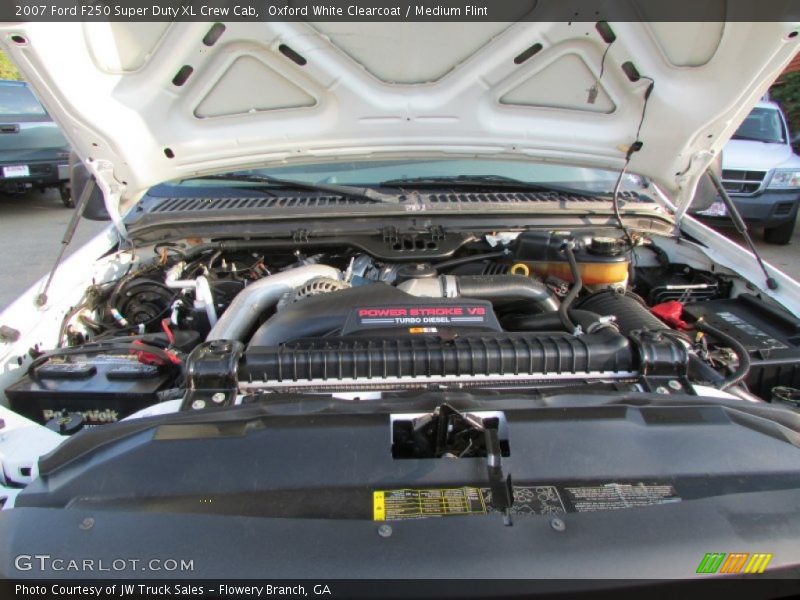 Oxford White Clearcoat / Medium Flint 2007 Ford F250 Super Duty XL Crew Cab
