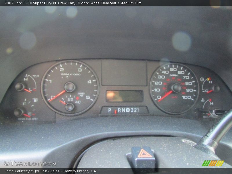 Oxford White Clearcoat / Medium Flint 2007 Ford F250 Super Duty XL Crew Cab