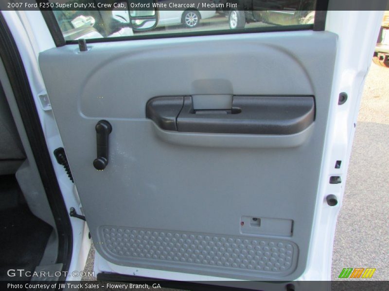 Oxford White Clearcoat / Medium Flint 2007 Ford F250 Super Duty XL Crew Cab