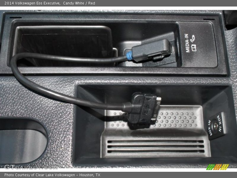 Candy White / Red 2014 Volkswagen Eos Executive