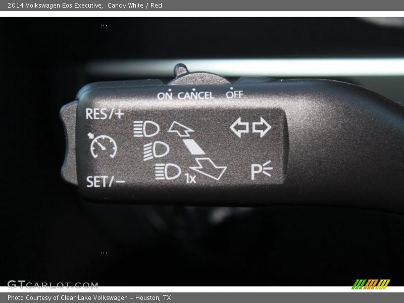 Candy White / Red 2014 Volkswagen Eos Executive