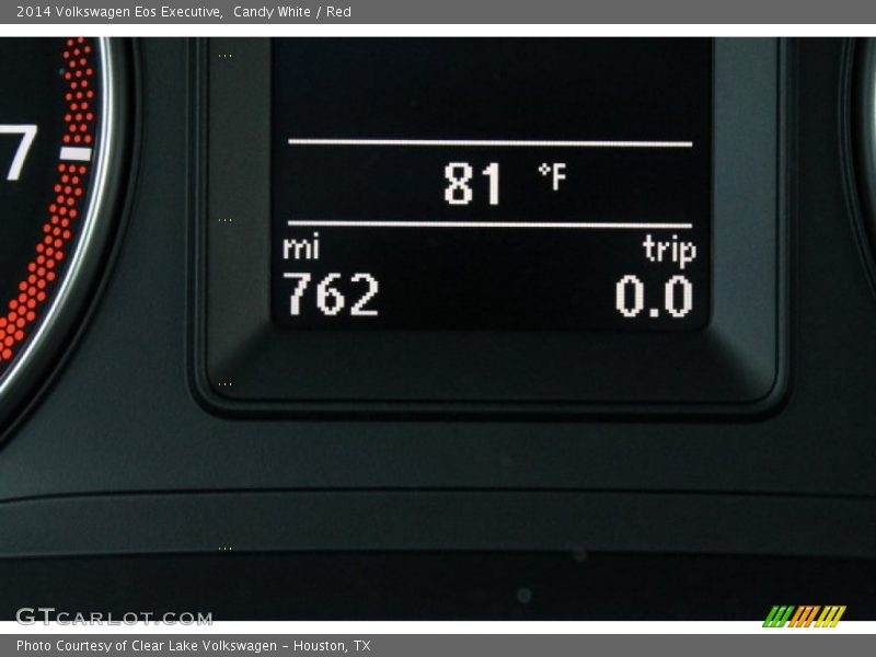 Candy White / Red 2014 Volkswagen Eos Executive