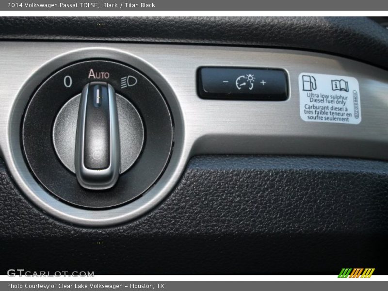 Black / Titan Black 2014 Volkswagen Passat TDI SE