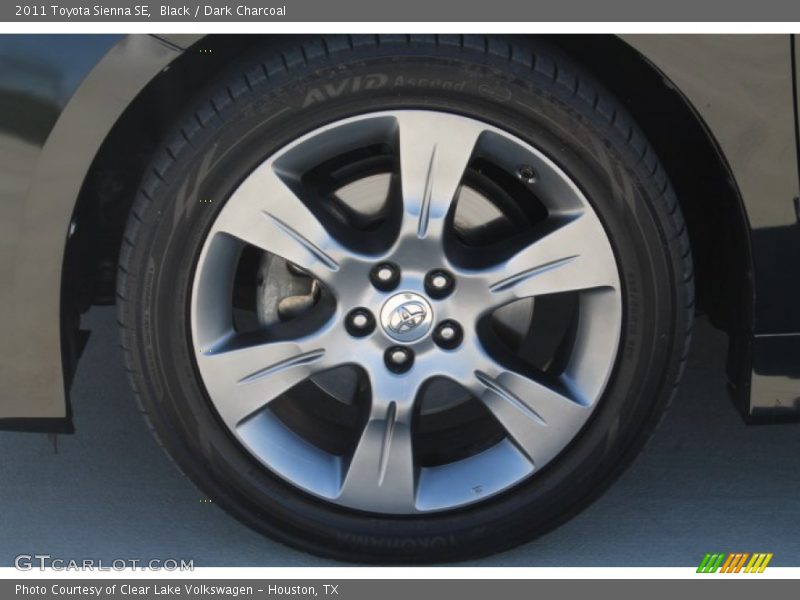 Black / Dark Charcoal 2011 Toyota Sienna SE