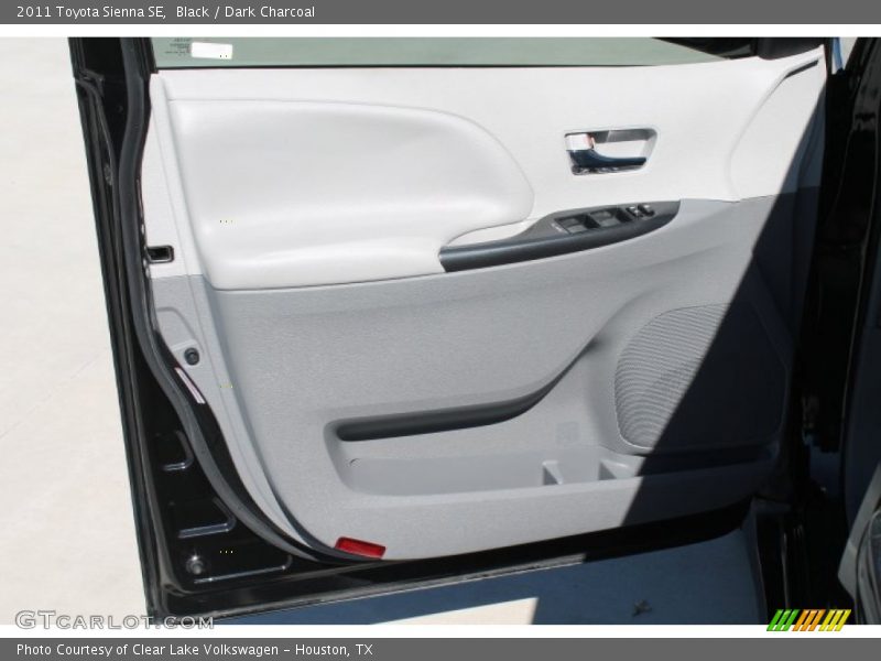 Black / Dark Charcoal 2011 Toyota Sienna SE