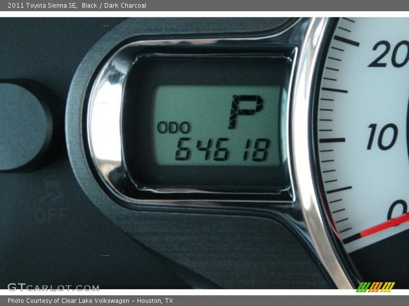 Black / Dark Charcoal 2011 Toyota Sienna SE