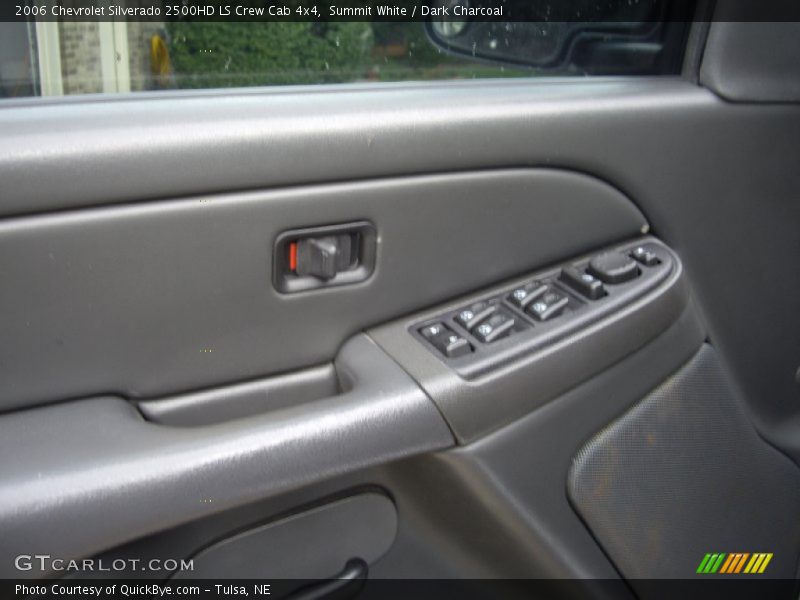 Summit White / Dark Charcoal 2006 Chevrolet Silverado 2500HD LS Crew Cab 4x4
