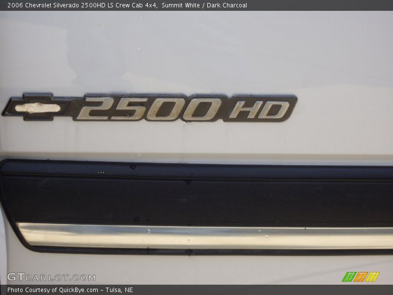 Summit White / Dark Charcoal 2006 Chevrolet Silverado 2500HD LS Crew Cab 4x4