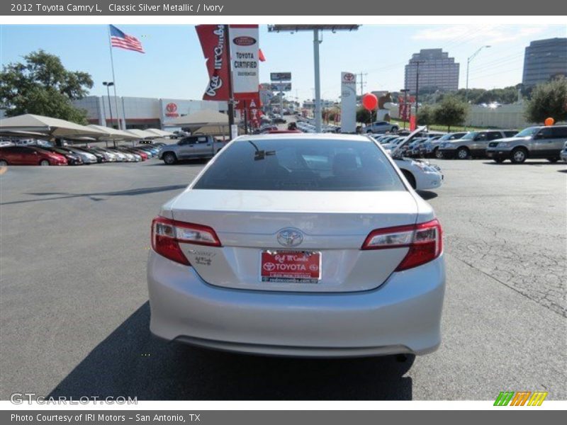 Classic Silver Metallic / Ivory 2012 Toyota Camry L