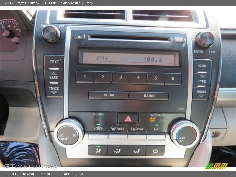 Classic Silver Metallic / Ivory 2012 Toyota Camry L